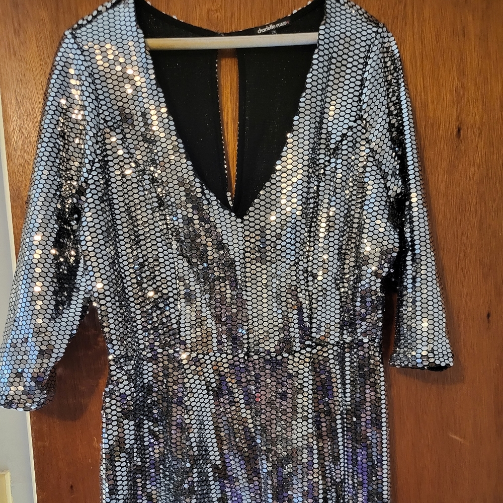 2x sequin Romper